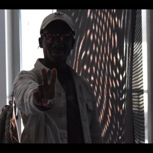 Meet your Posher, Anga